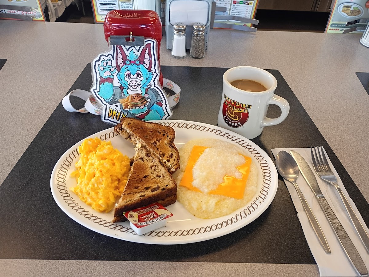 Waffle House Photo 4