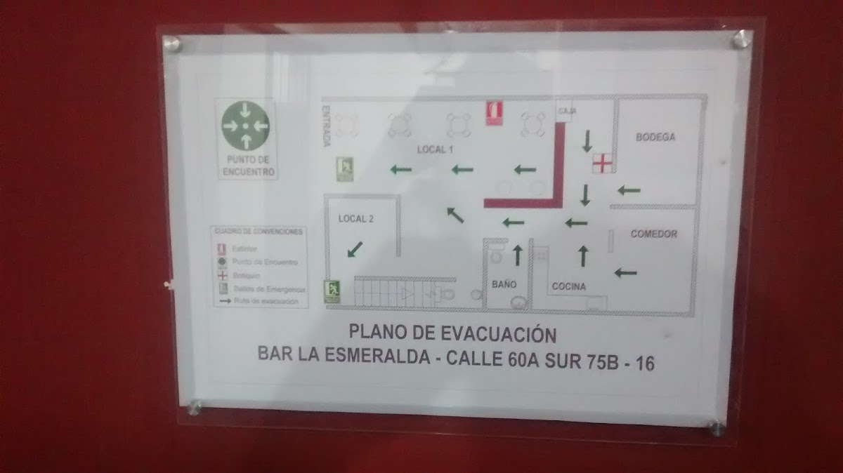 Bar La Esmeralda Photo 4