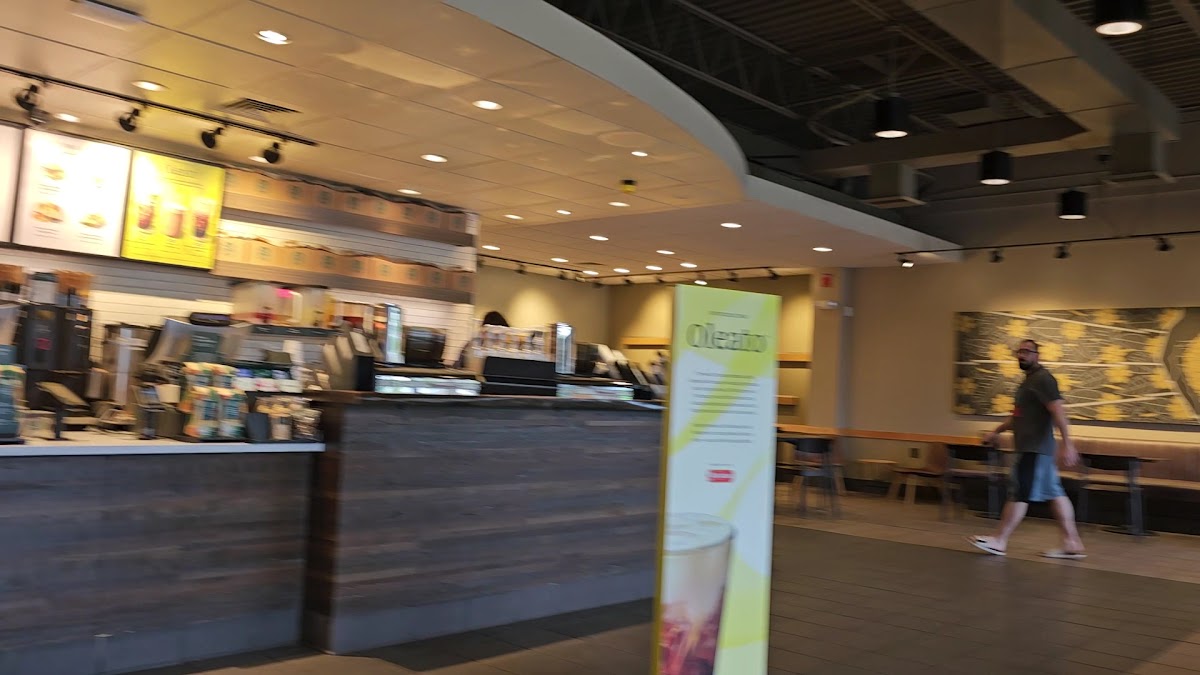 Starbucks Photo 2