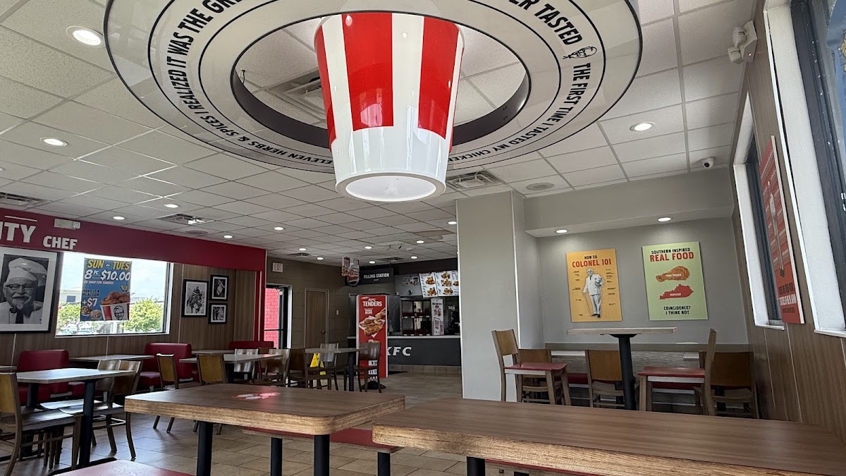 KFC Photo 10