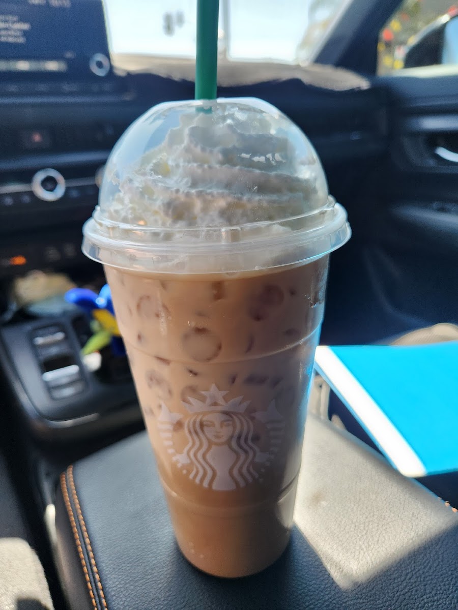 Starbucks Photo 4