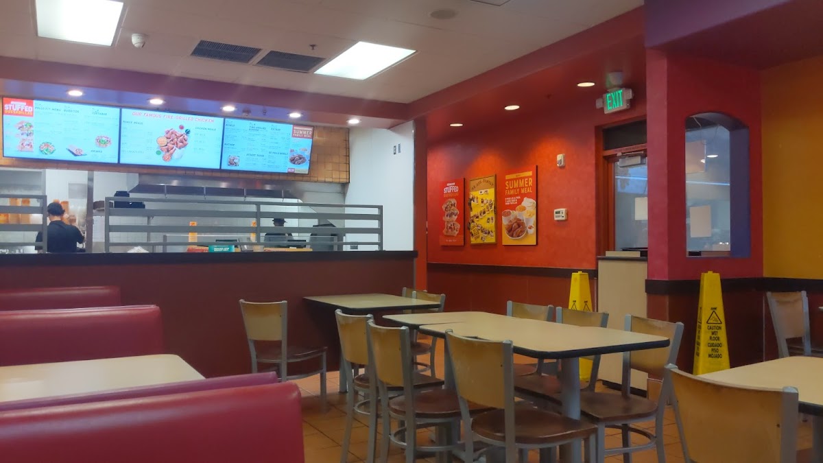 El Pollo Loco Photo 4