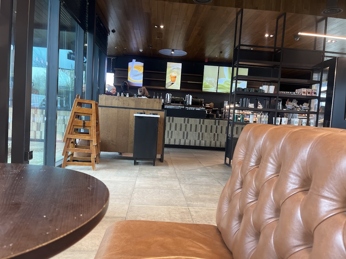 Starbucks Coffee Photo 3