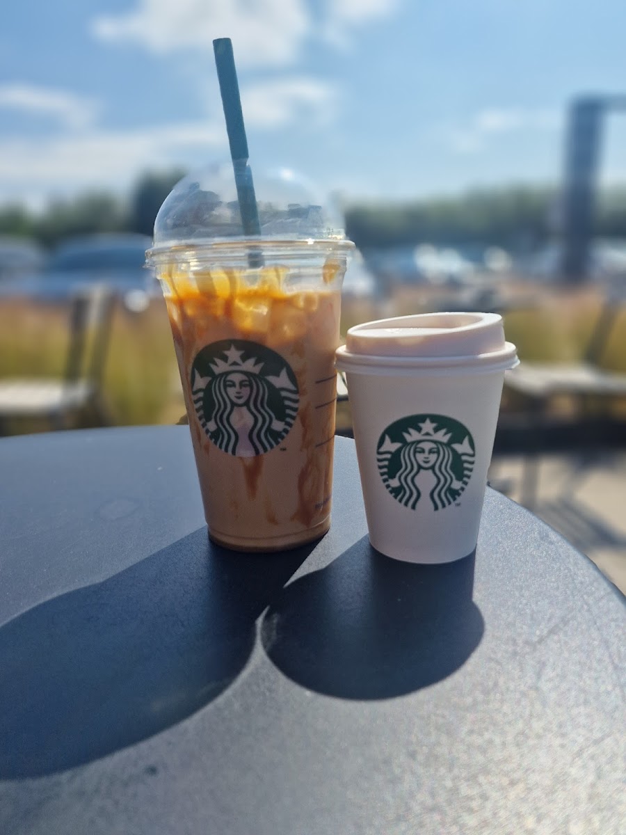 Starbucks Coffee Photo 6