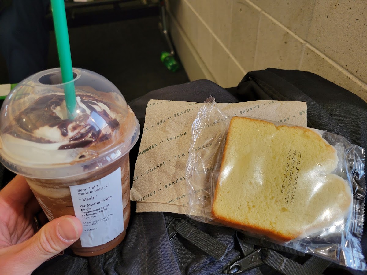 Starbucks Photo 7