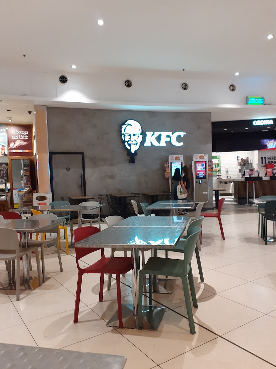 KFC Photo 3
