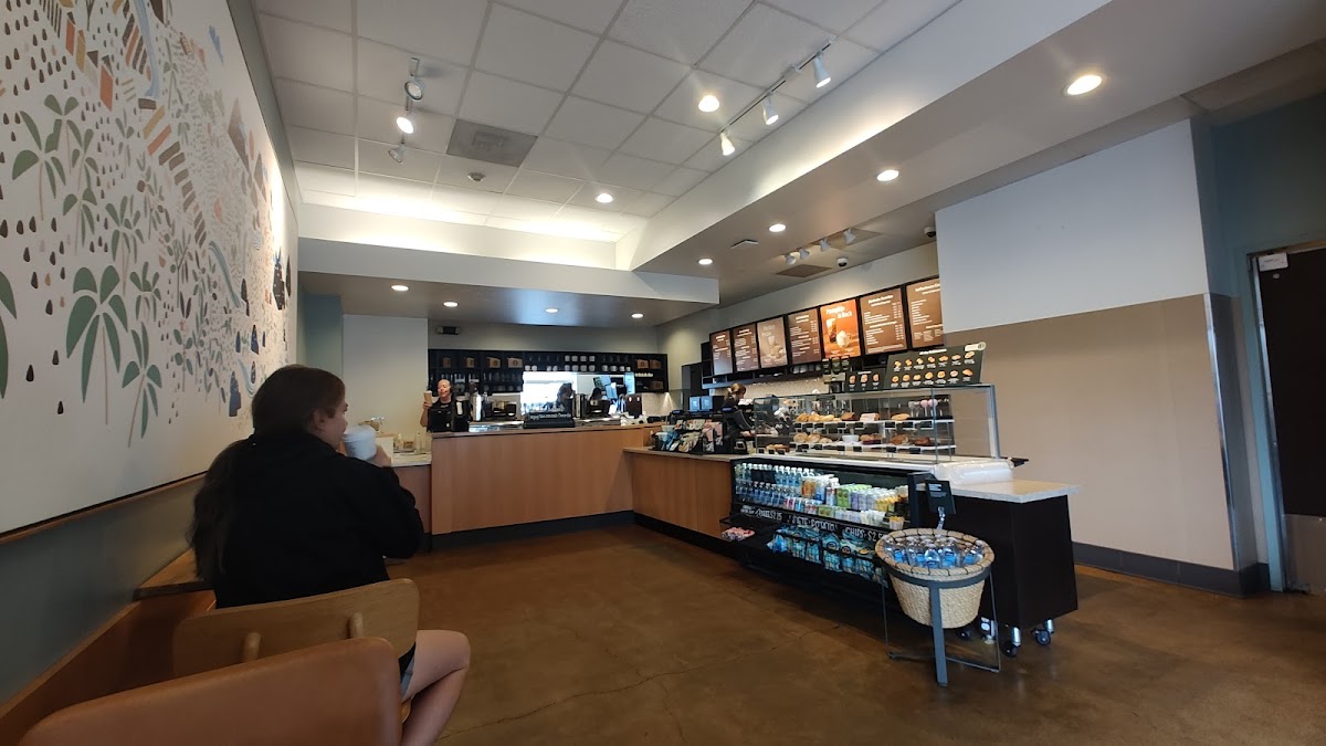 Starbucks Photo 4