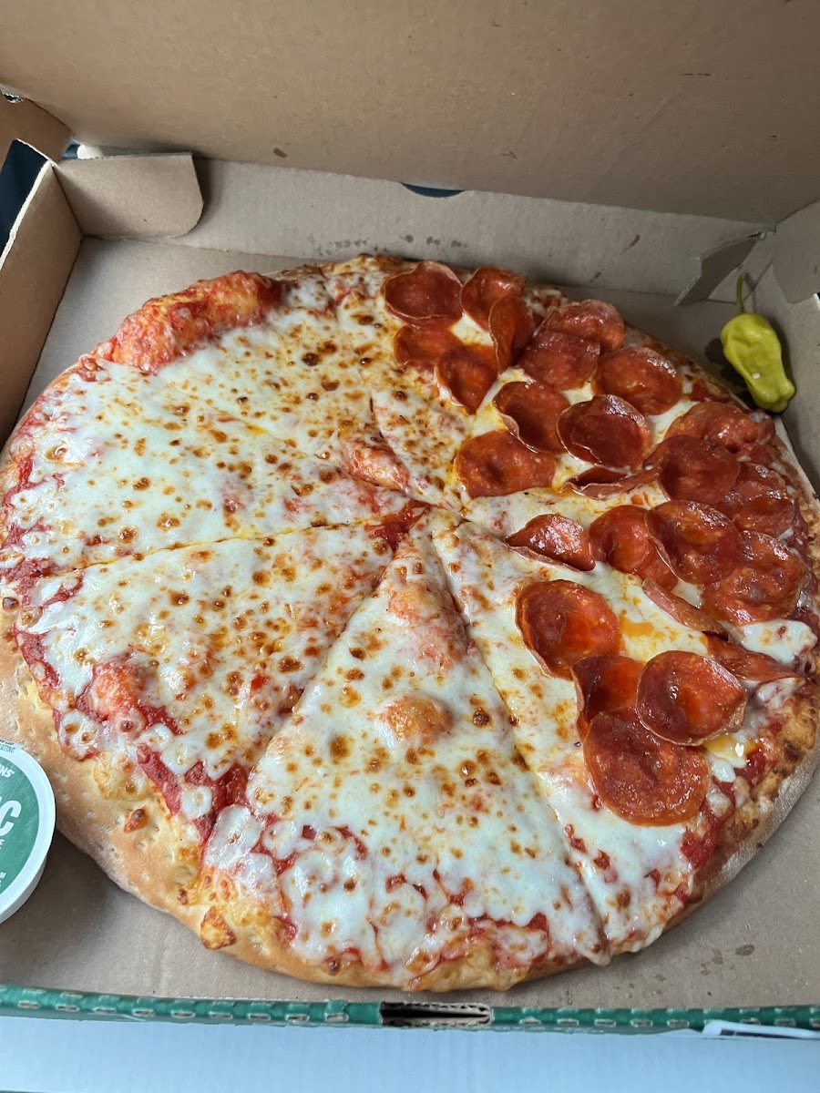 Papa Johns Pizza Photo 5