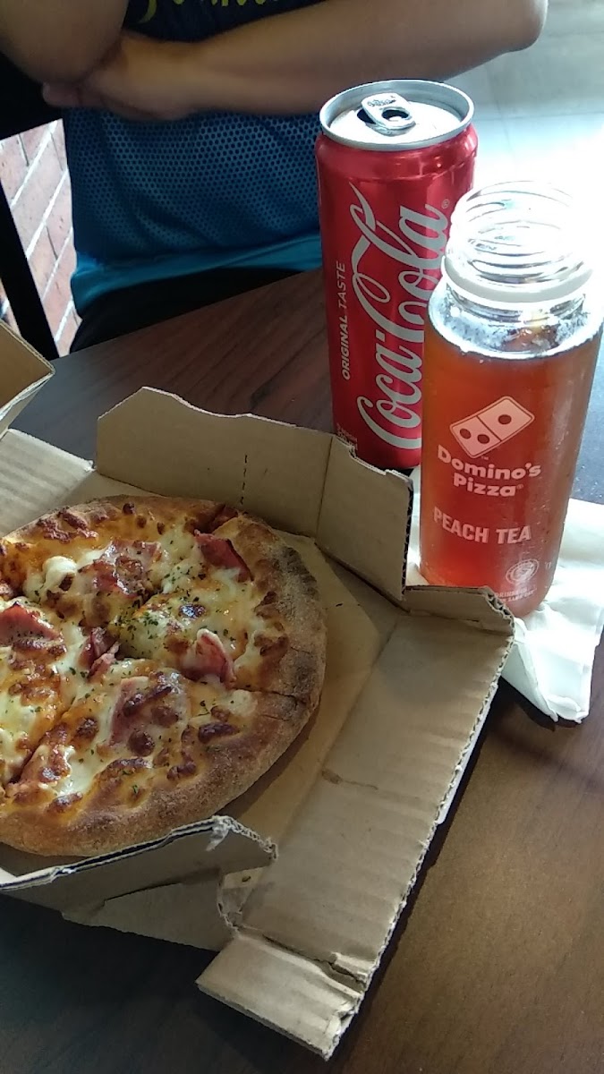 Domino's Pizza Photo 10