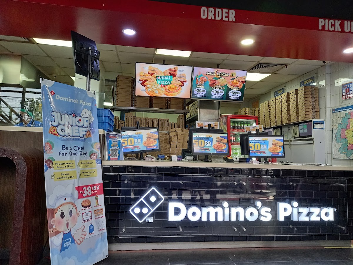 Domino's Pizza Photo 4