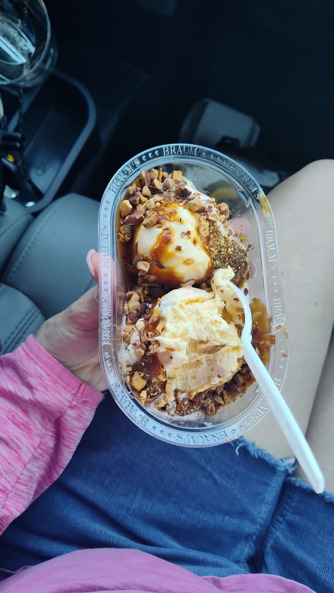 Braum's Ice Cream & Dairy Store Photo 9