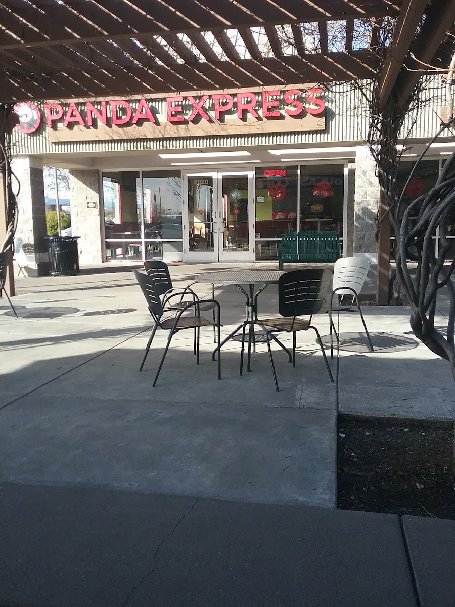 Panda Express Photo 6