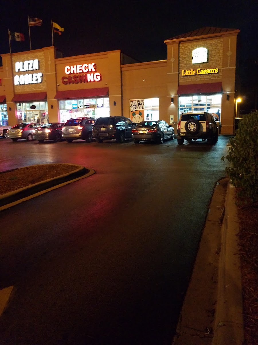 Little Caesars Pizza Photo 3