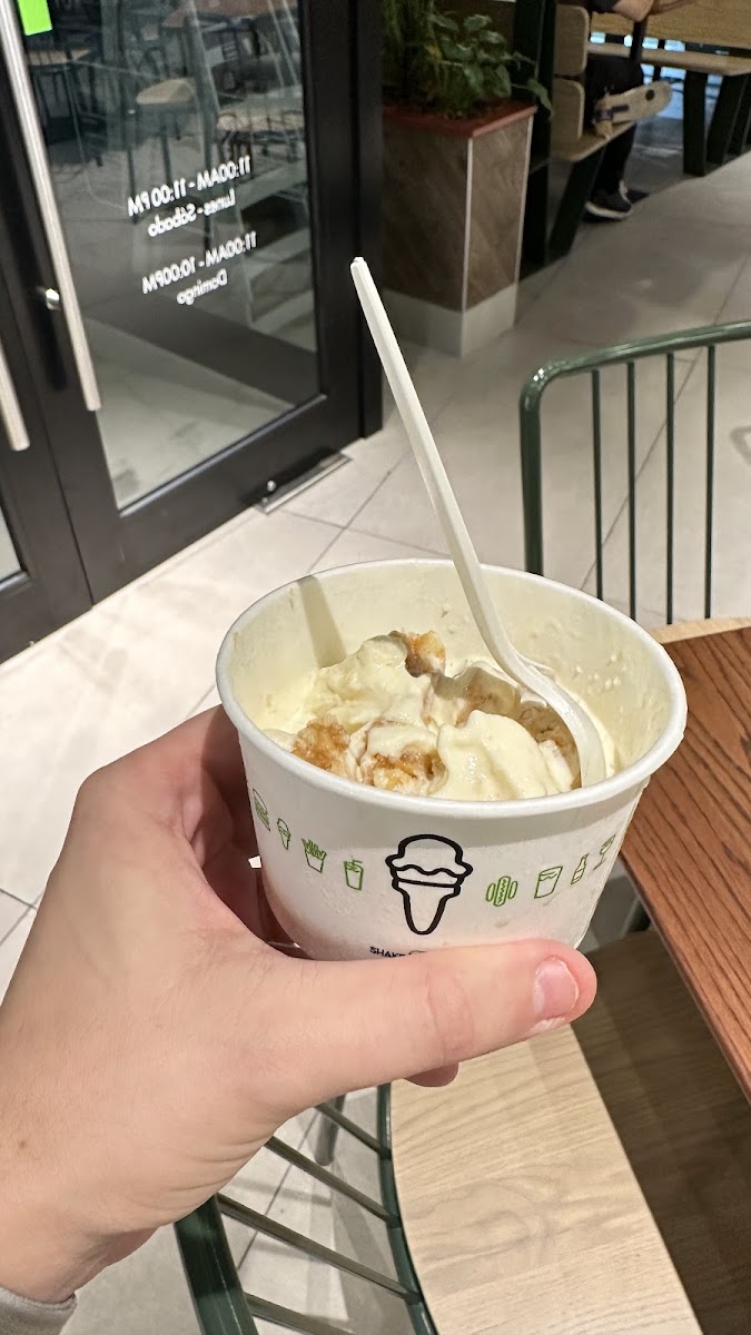Shake Shack Photo 6
