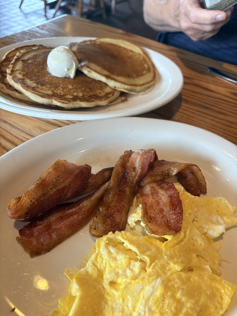 Cracker Barrel Old Country Store Photo 5