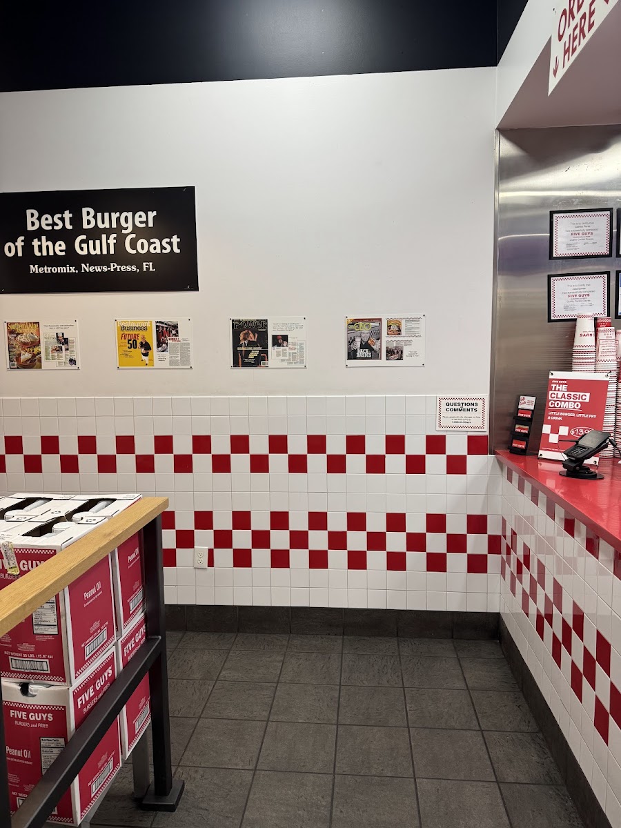 Five Guys Photo 4