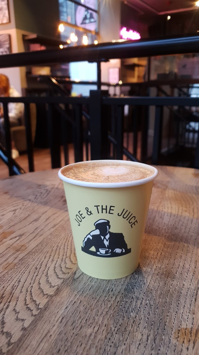 JOE & THE JUICE Photo 5