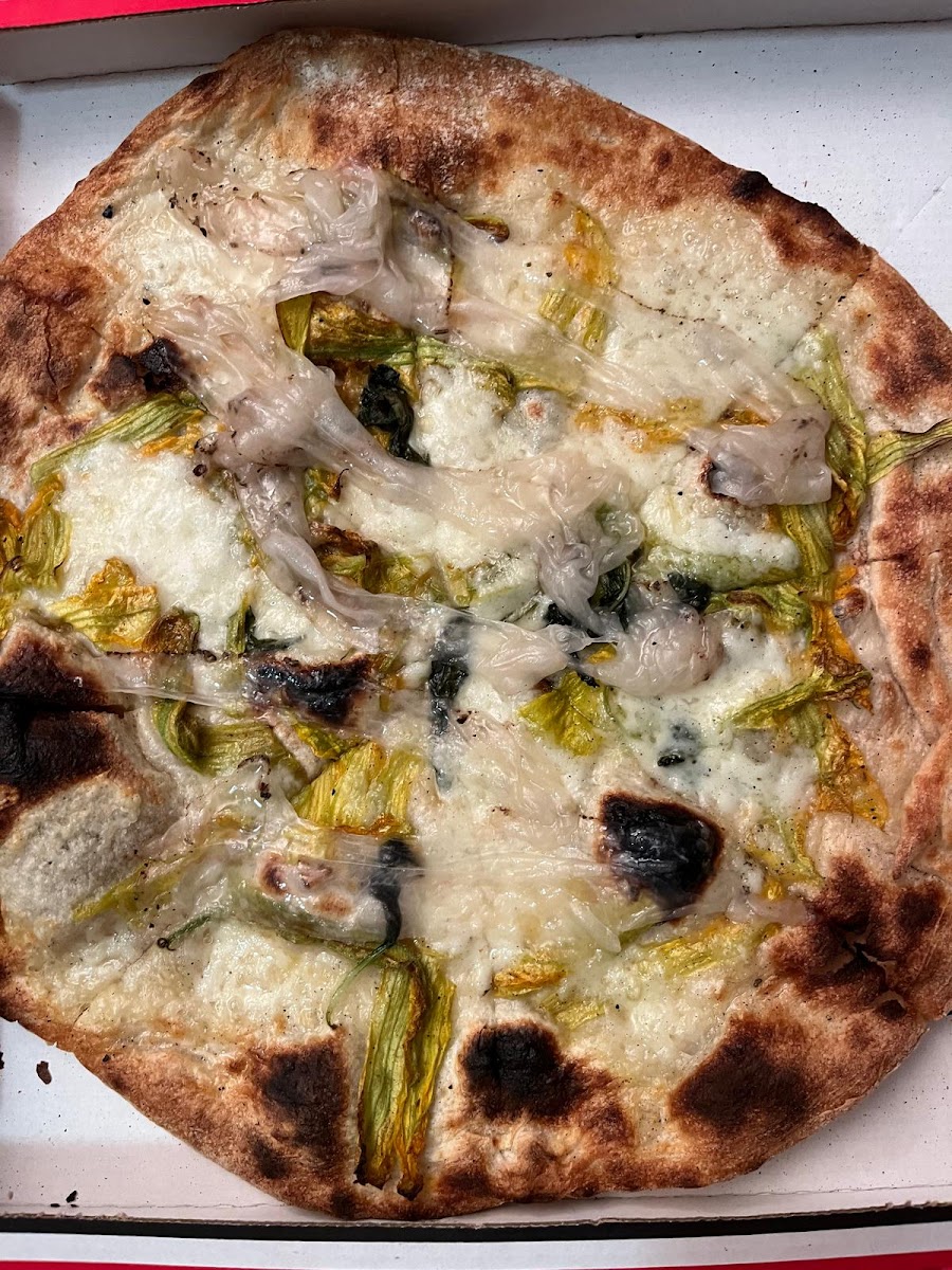 Fonzie pizza Sabaudia Photo 3