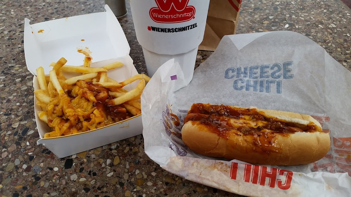 Wienerschnitzel Photo 7