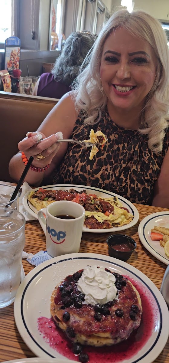 IHOP Photo 2