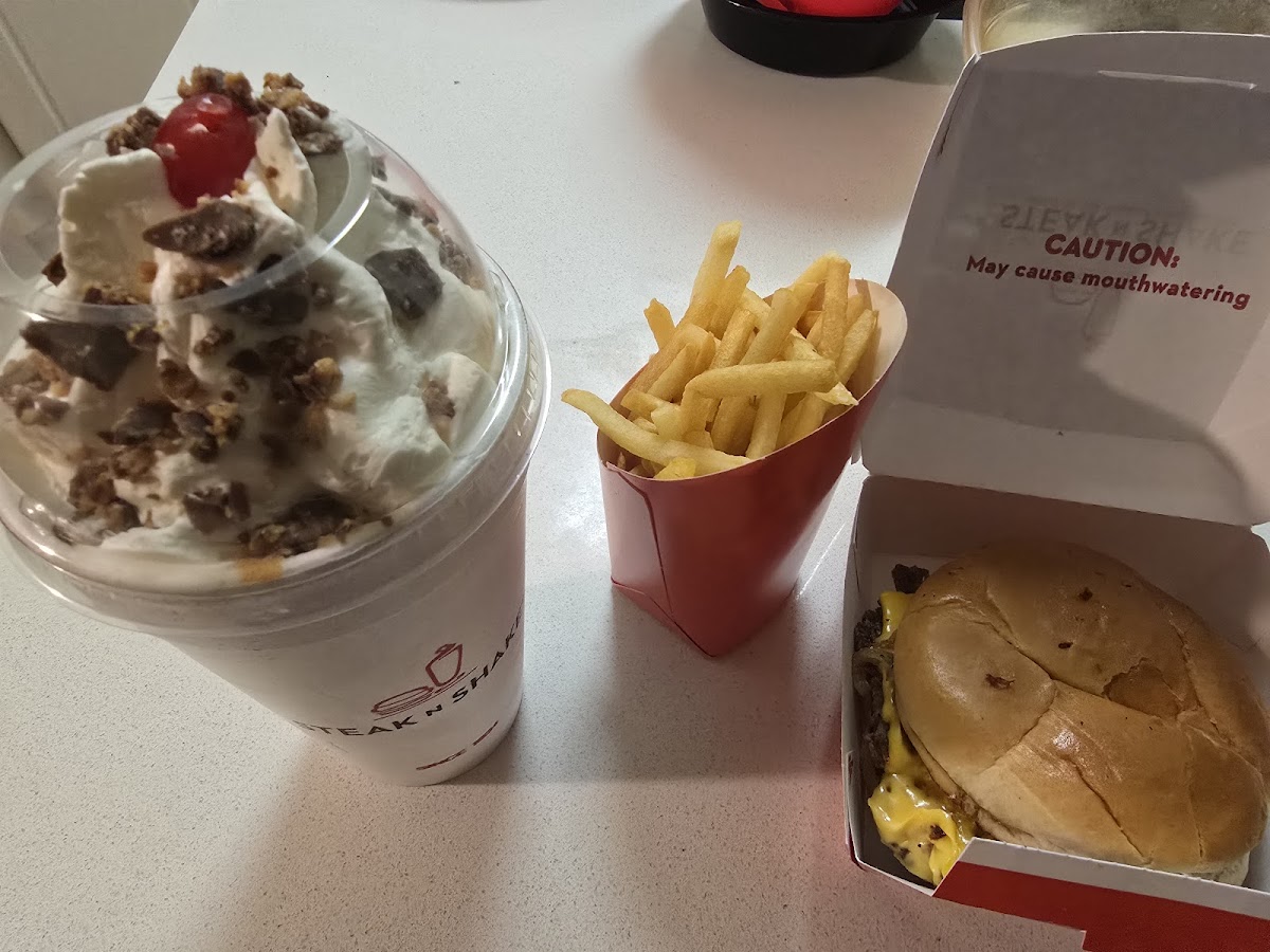 Steak 'n Shake Photo 9
