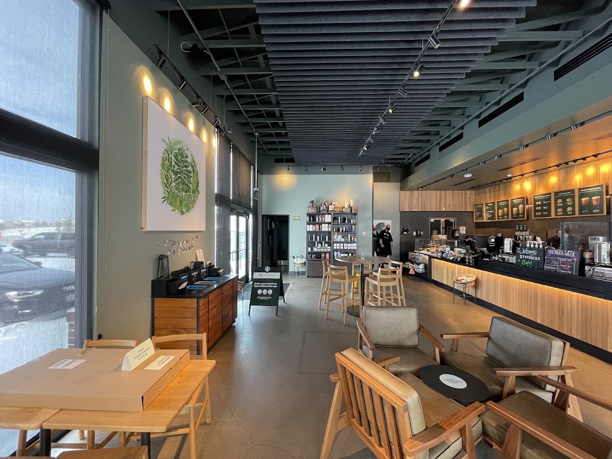 Starbucks Photo 3