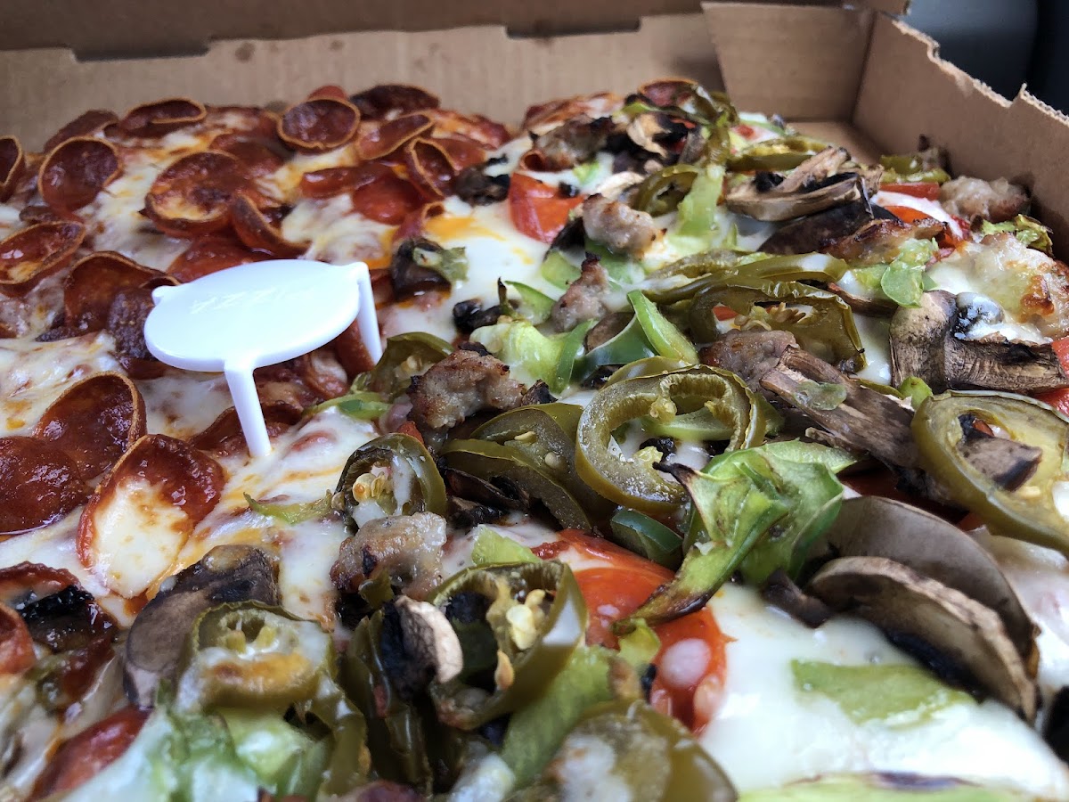 Mountain Mike's Pizza Photo 8