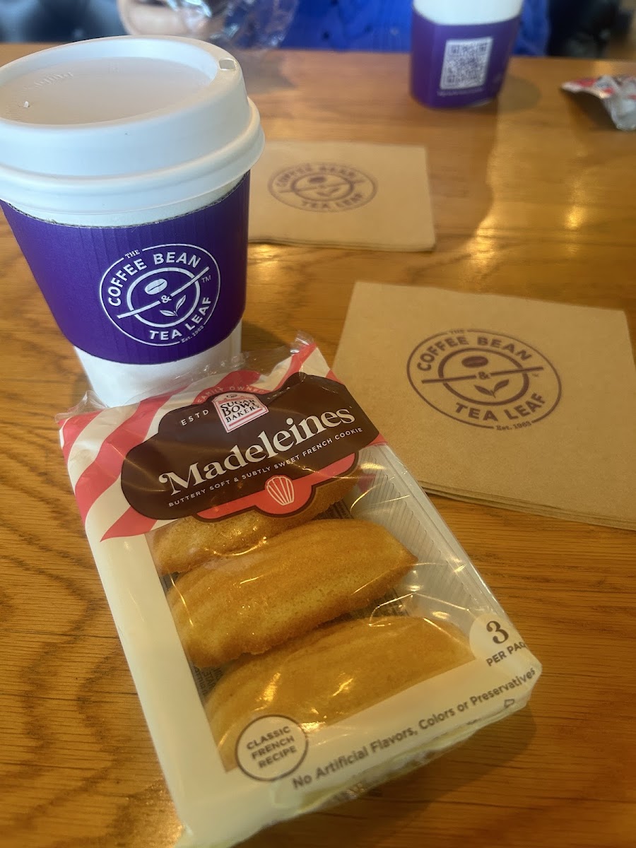 The Coffee Bean & Tea Leaf Photo 10