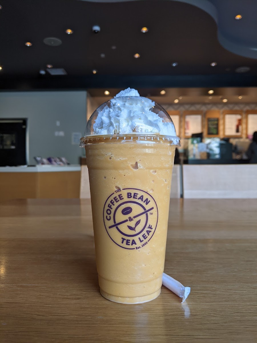 The Coffee Bean & Tea Leaf Photo 6