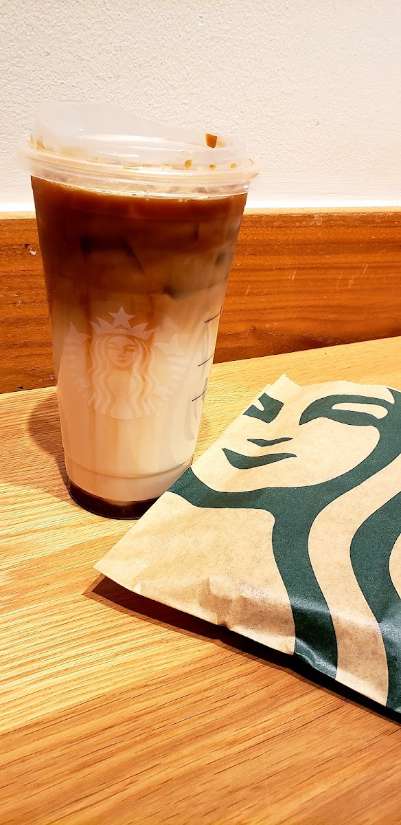 Starbucks Photo 7
