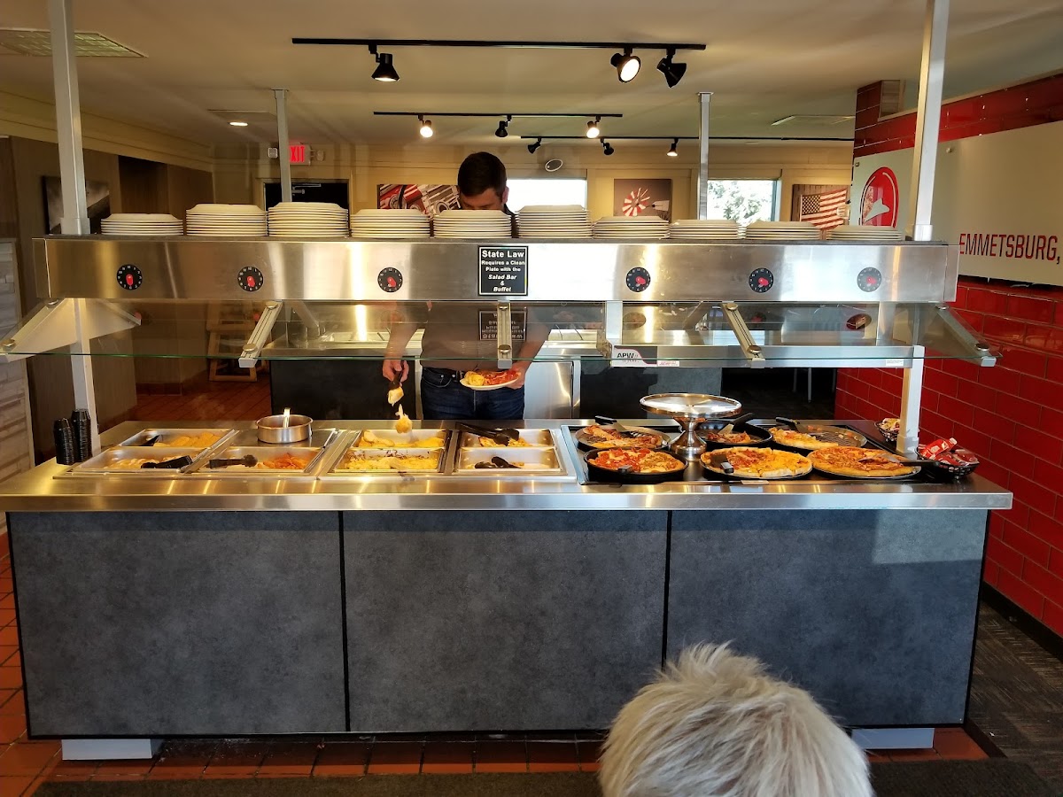 Pizza Hut Photo 10