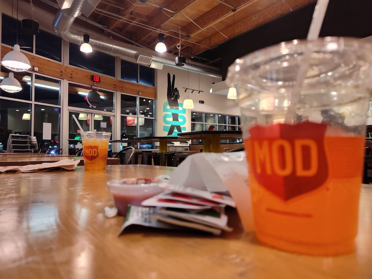 MOD Pizza Photo 10