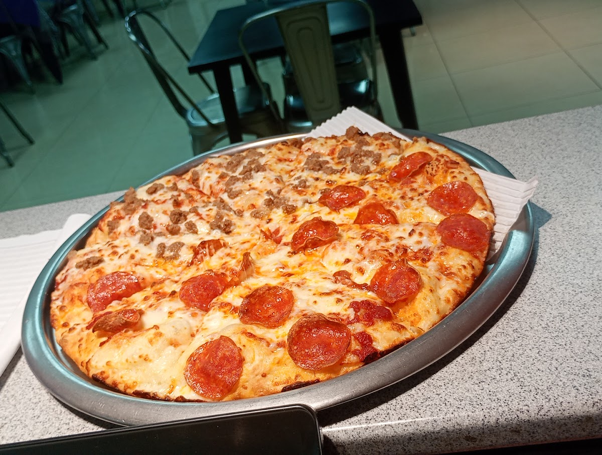 Domino's Photo 3