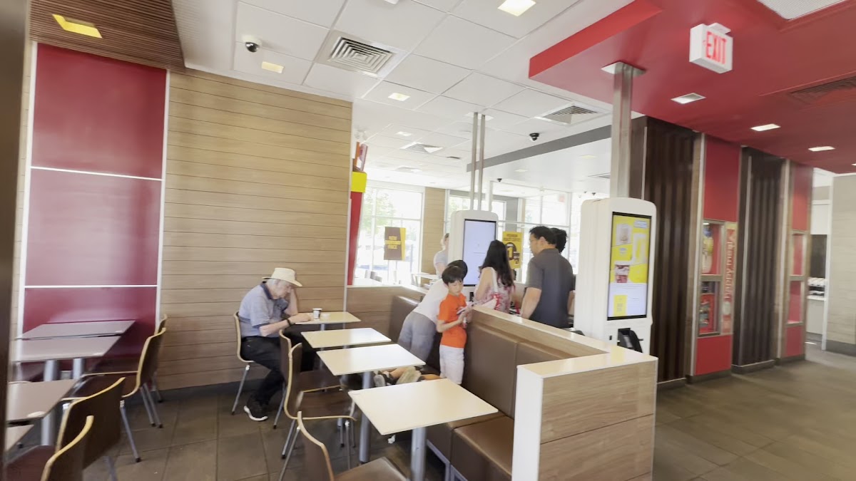 McDonald's Photo 2