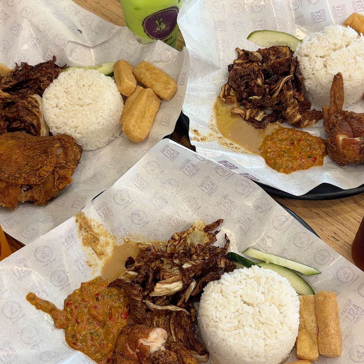 Ayam Gepuk Pak Gembus • Semenyih Photo 3