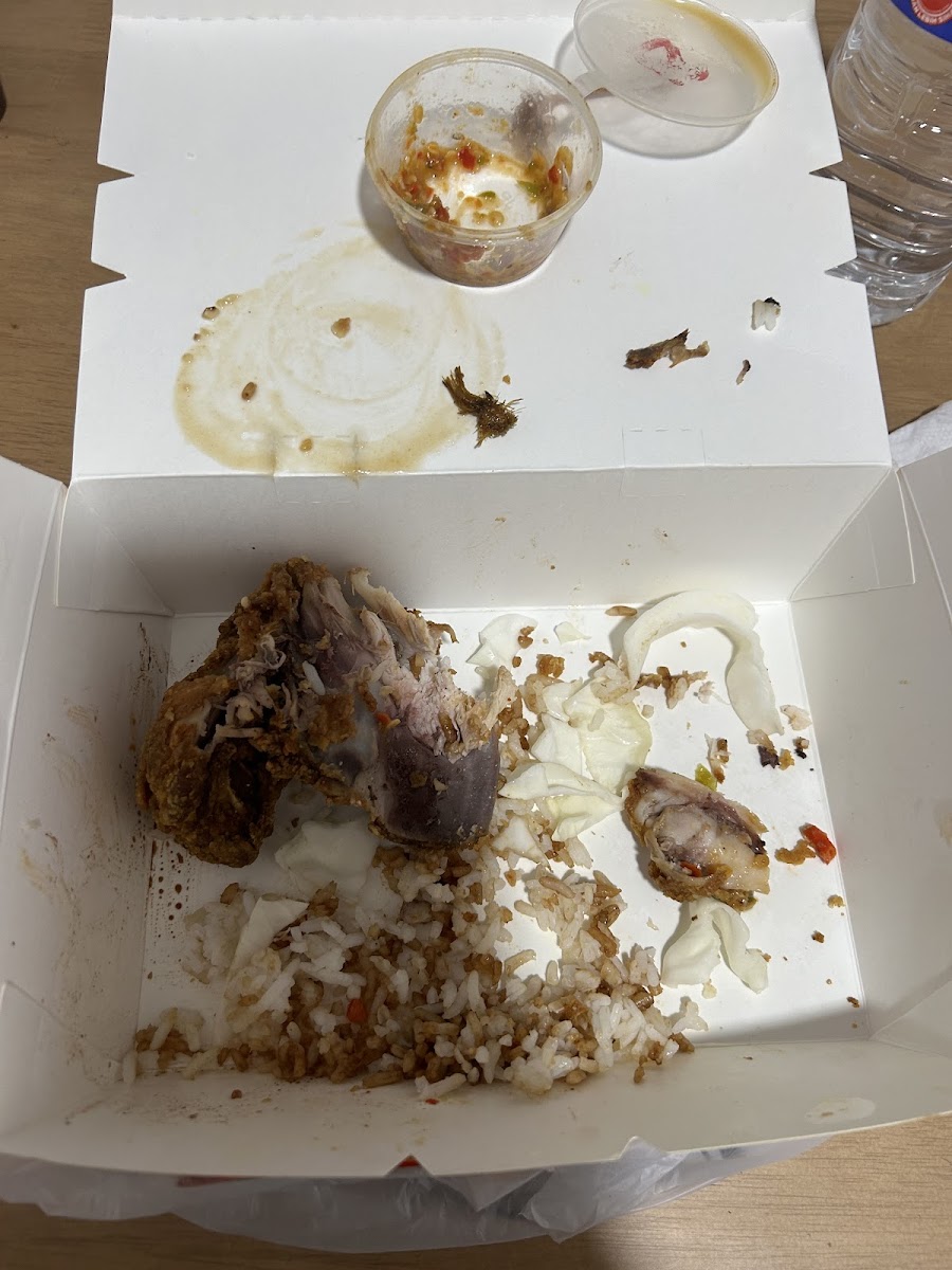 Ayam Gepuk Pak Gembus • Semenyih Photo 6