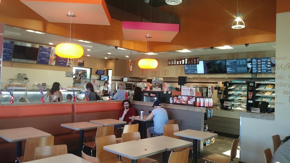 Baskin-Robbins Photo 7