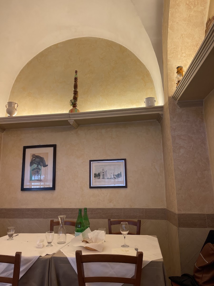 Fifina Restaurant