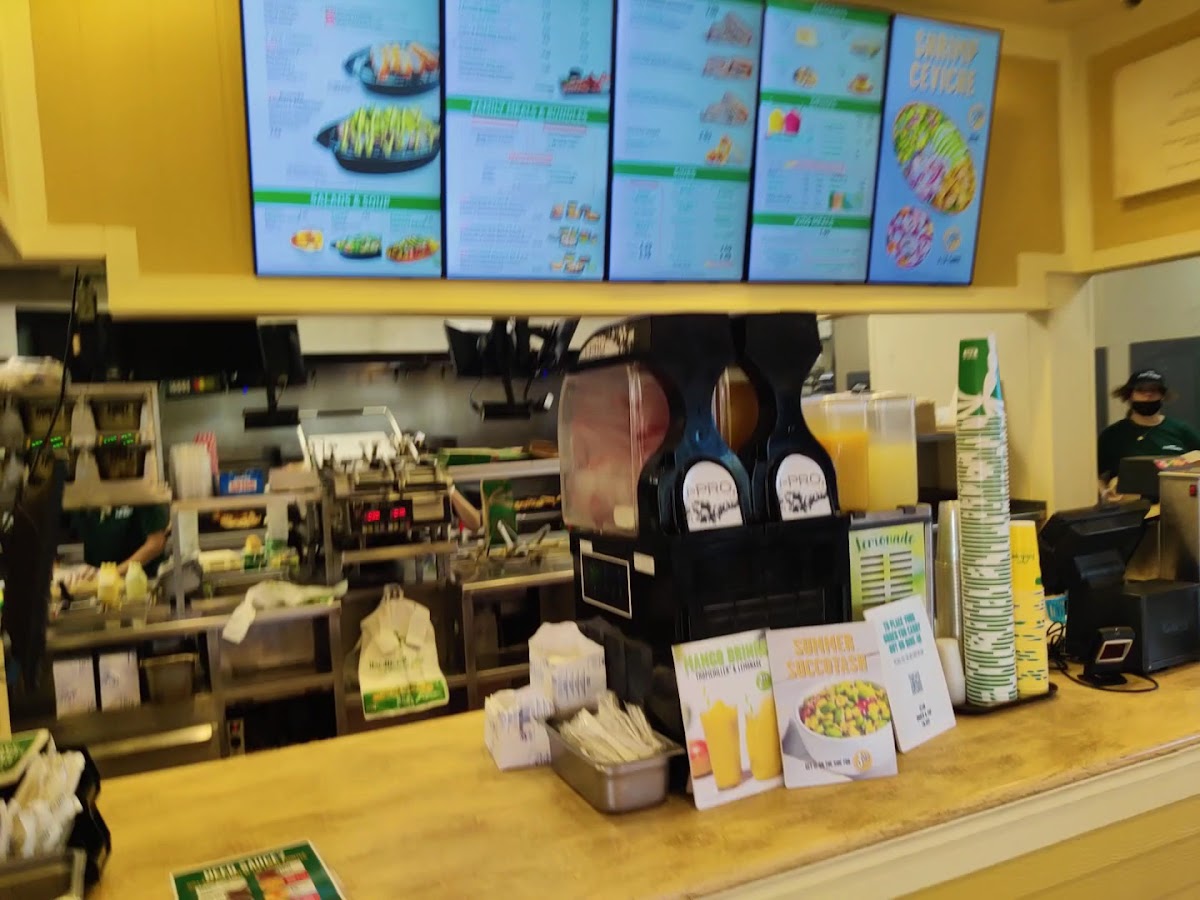 Pollo Tropical Photo 2