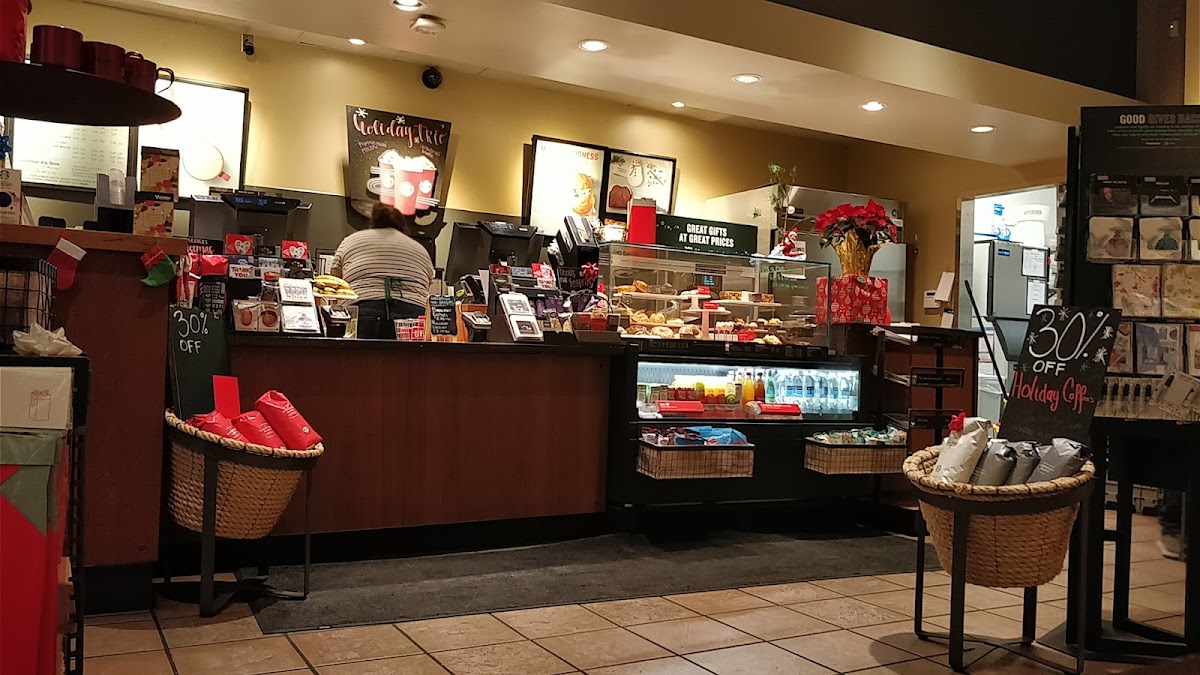 Starbucks Photo 4