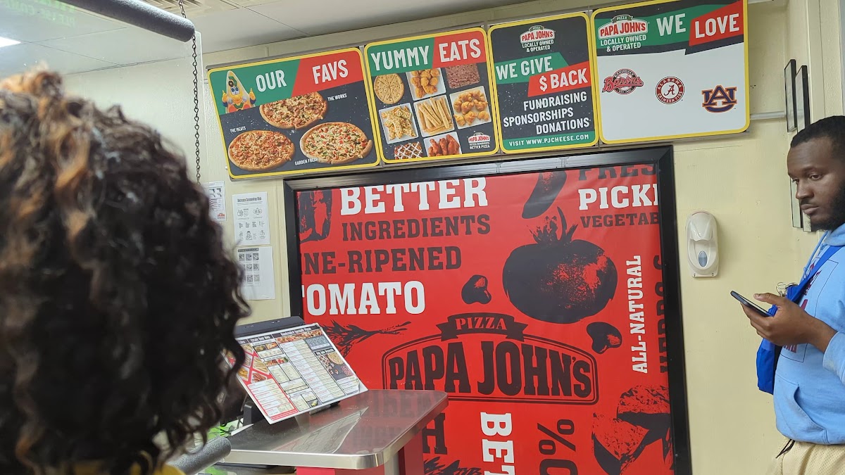 Papa Johns Pizza Photo 2