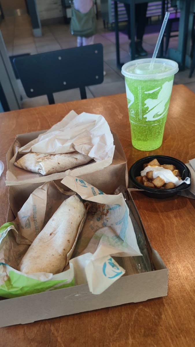 Taco Bell Photo 5