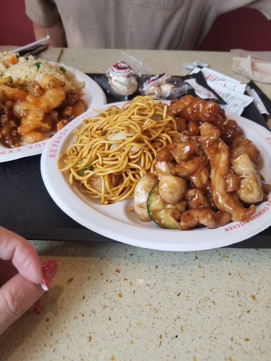 Panda Express Photo 6
