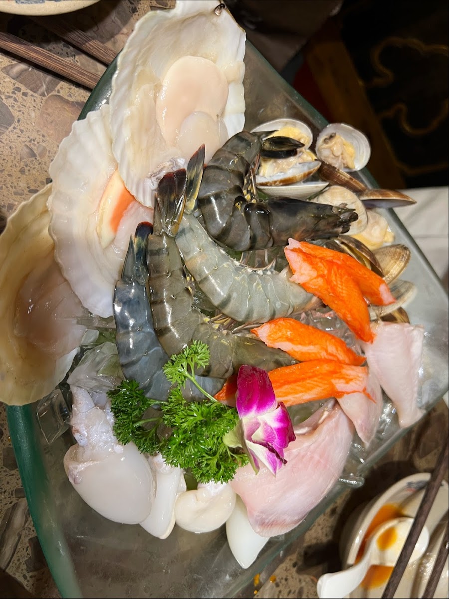 Xiao Long Kan Hotpot Photo 10