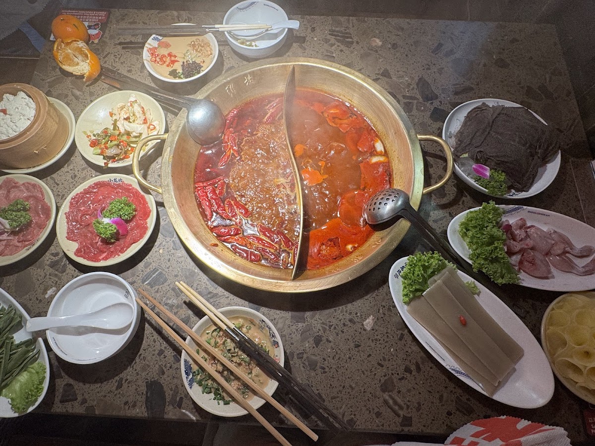Xiao Long Kan Hotpot Photo 4