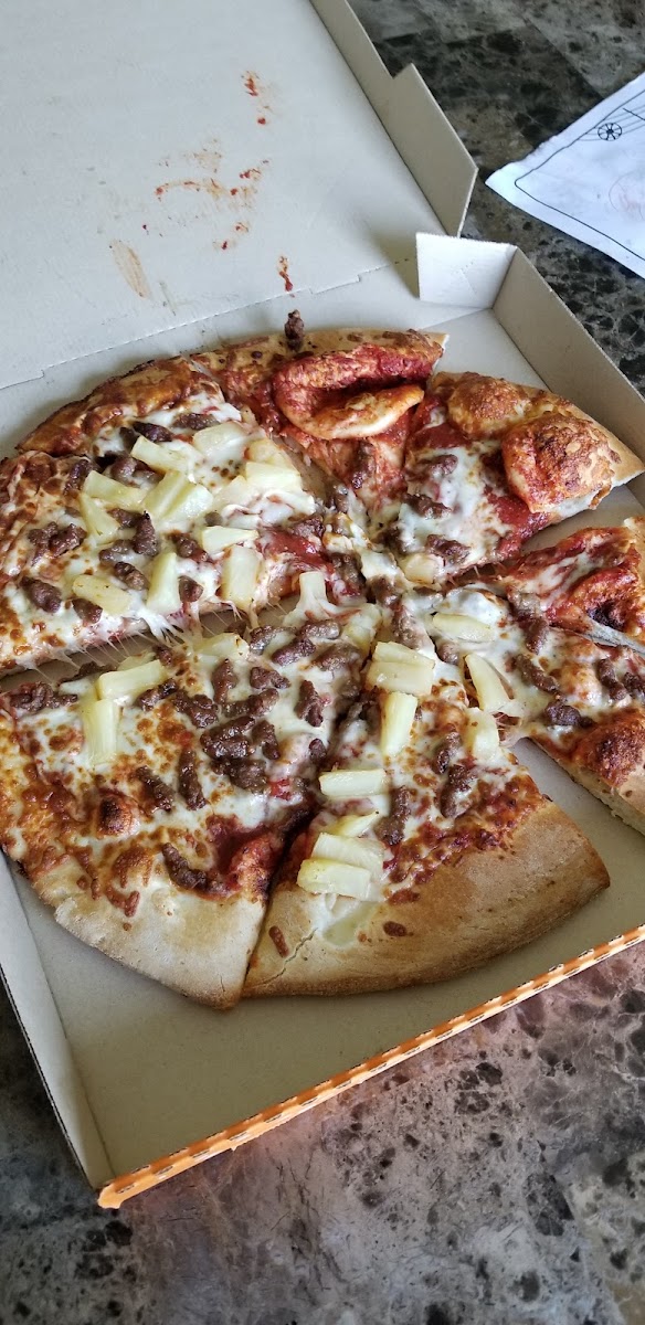 Little Caesars Pizza Photo 8