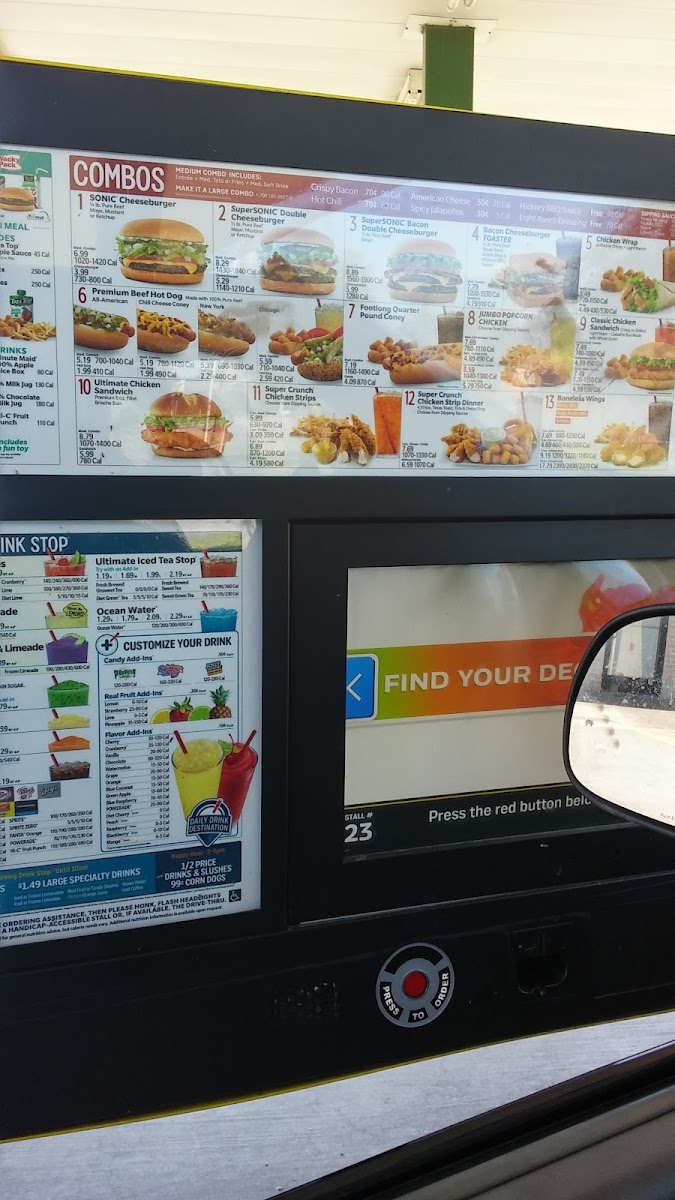 Sonic Drive-In Photo 6