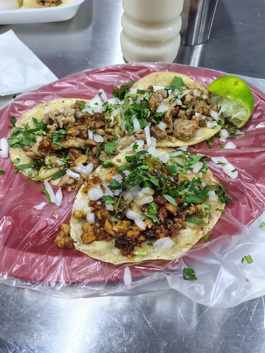 Tacos El Chino Photo 2