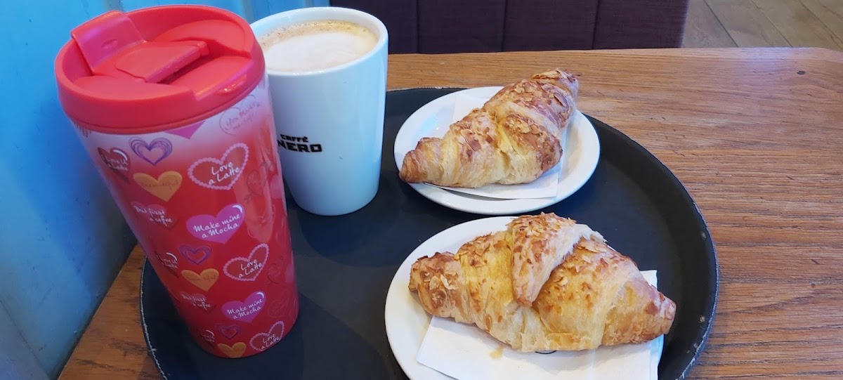 Caffè Nero Photo 9