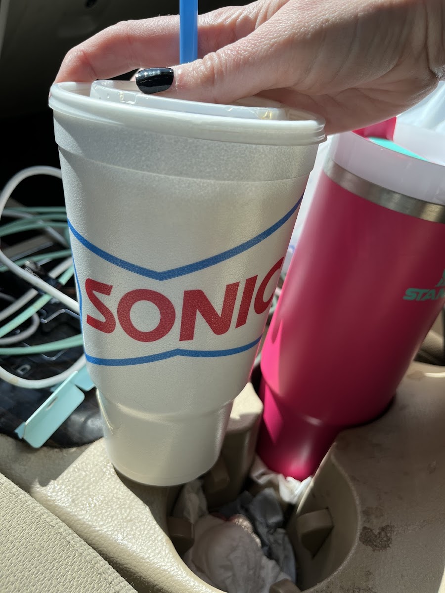 Sonic Drive-In Photo 3